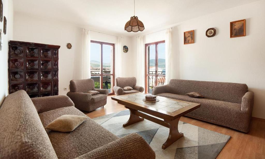 Maribela Apartments Трогир Экстерьер фото